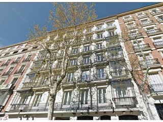 Oficina en alquiler en Recoletos en Madrid