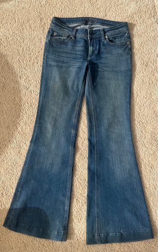 Pantalón vaquero campana Zara