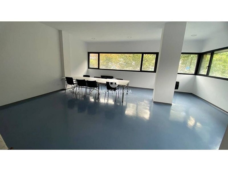 Commercial premises for rent in Encamp · 15 of 16