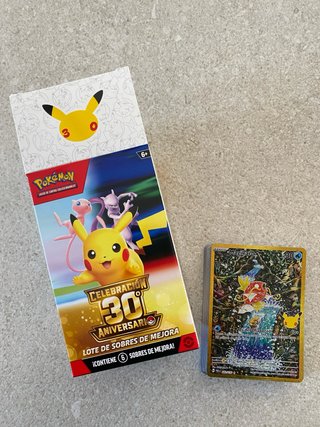 Lote 30 Aniversario Pokémon con Carta Magikarp