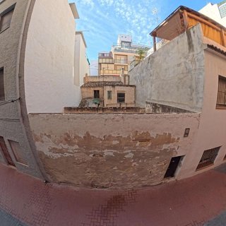 Solar en venta en Centro Urbano en Benidorm
