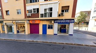 Local comercial en venta en Gamarra - La Trinidad en Málaga