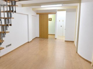 Local comercial en venta en El Castellar-L´Oliveral en Valencia