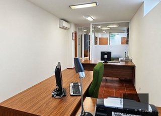 Oficina en alquiler en Peñagrande en Madrid