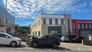 Nave industrial en alquiler en O Milladoiro en Ames