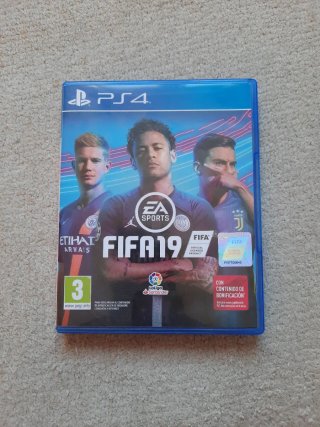 FIFA 19 (PlayStation 4)