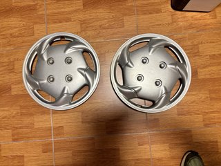 2 Tapacubos de 13 pulgadas