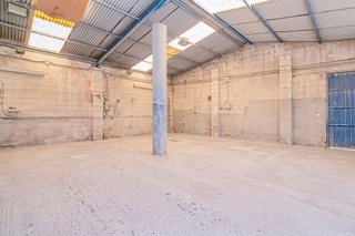 Nave industrial en venta en Santa Adela - Parque Leyva Loro en Atarfe