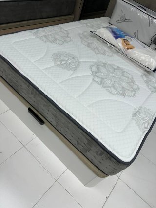 Canapé de madera