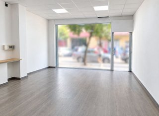 Local comercial en alquiler en Els Orriols en Valencia