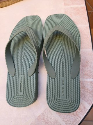Chanclas Oysho Verdes Talla 38.5