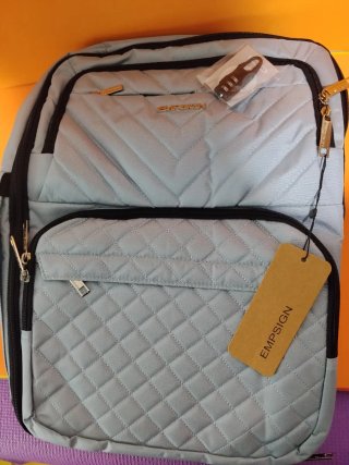 Mochila/maleta marca EMPSIGN Azul clarito USB