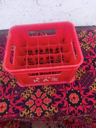Caja de Plástico Bitter Kas