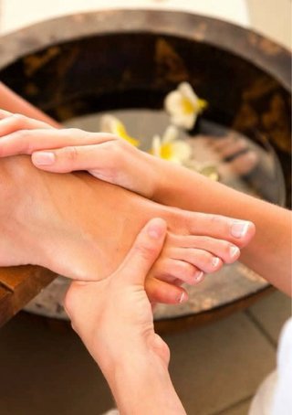 Masaje de pies y reflexologia podal