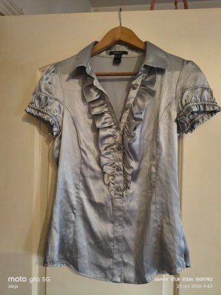 Blusa Mango Gris con Volantes Talla L