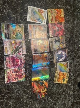 Lote de 15 Cartas Pokémon hay metalicas