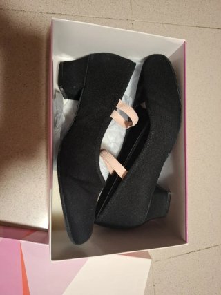 Zapatos de Carácter Negros