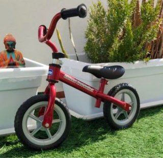 Bicicleta sin pedales Chicco roja
