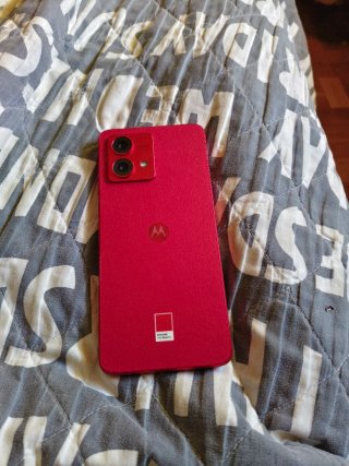 Motorola Moto g84 5G Rojo