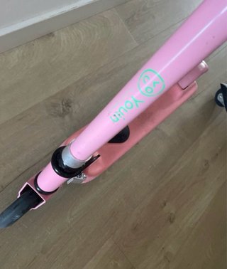 Patinete Eléctrico Youn Rosa