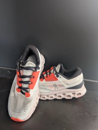 Zapatillas On Cloudstratus 3 Mujer