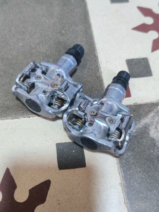 Pedales calas bicicleta vp