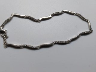 Pulsera de plata con circonitas
