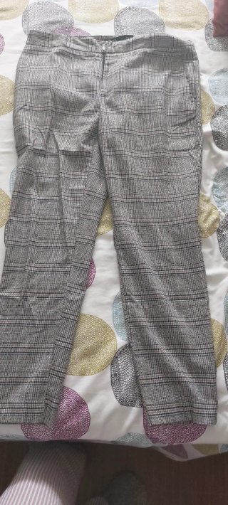 Pantalón de cuadros Zara