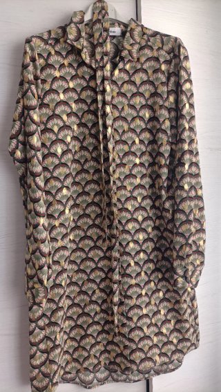 Vestido camisero al tener cinto da talla M/L