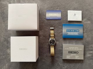 Reloj Seiko 5 Sports Field Series SRPG35