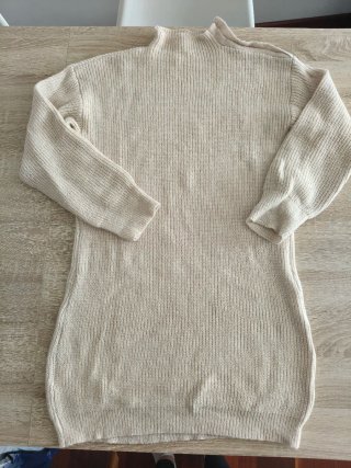 Vestido de punto beige