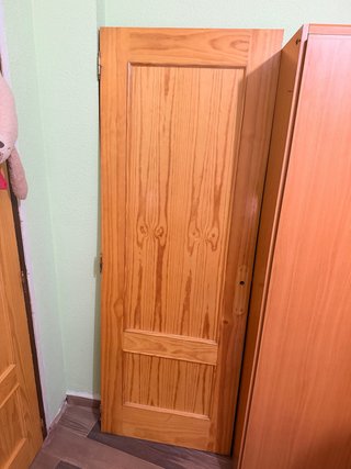 Se vende 6 puertas urgente