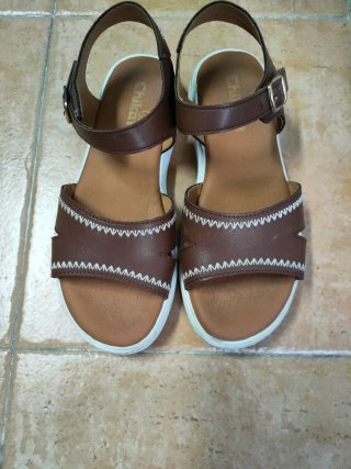Sandalias Chika10 Marrones