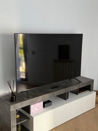 Samsung Smart TV 65” 4K UHD (Pantalla Rota)