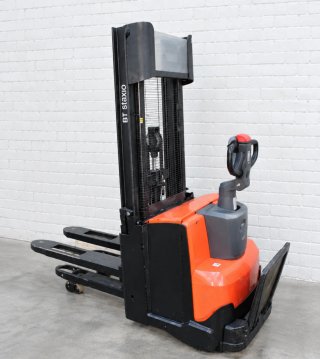Apilador Eléctrico BT