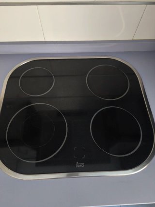 Vitrocerámica y horno Teka 4 Zonas