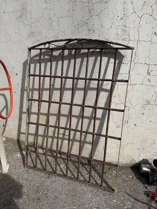 Reja para ventana de hierro para restaurar