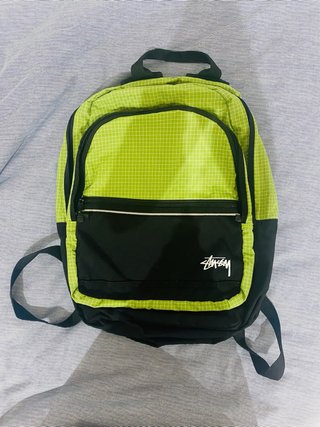 Mochila Stussy Verde y Negra
