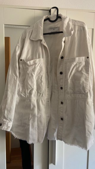 Chaqueta de pana blanca Stradivarius