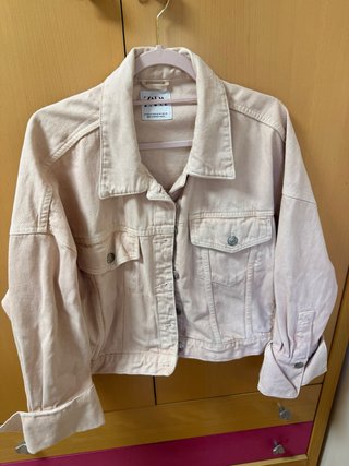 Cazadora vaquera beige Zara