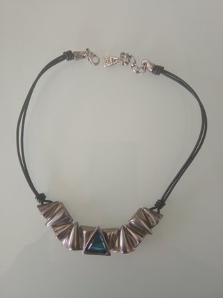 Collar Uno de 50 Plata y Cuero