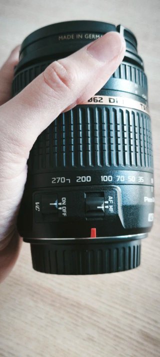 Tamron 18-270mm f/3.5-6.3 Di II VC PZD zoom estabi