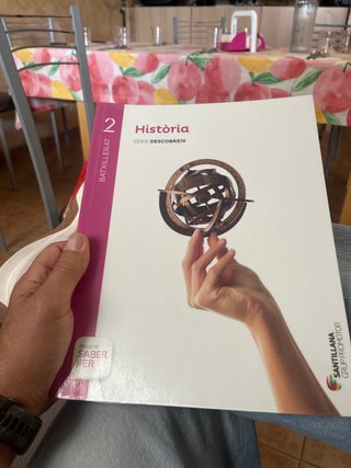 Història, 2 Batxillerat: série Descobreix : pro...