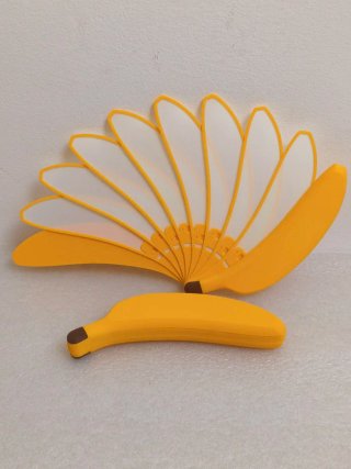 Abanico con forma de plátano