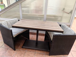 Set de Mesa y 2 Sillones de Terraza