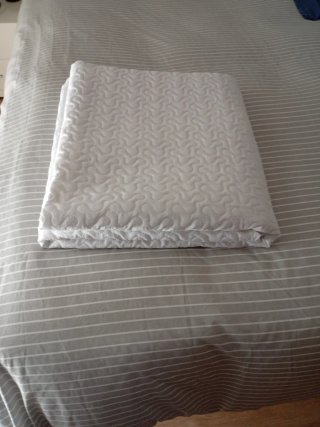 Colcha de Entretiempo Blanca.Para cama de 90 cm