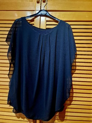 Blusa de fiesta negra