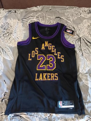 Camiseta Nike LeBron James Lakers
