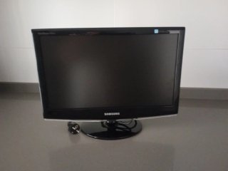 TV Samsung SyncMaster 933HD 20 pulgadas