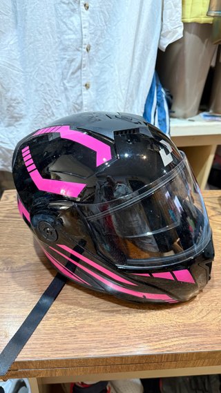 Casco de Moto Negro y Rosa